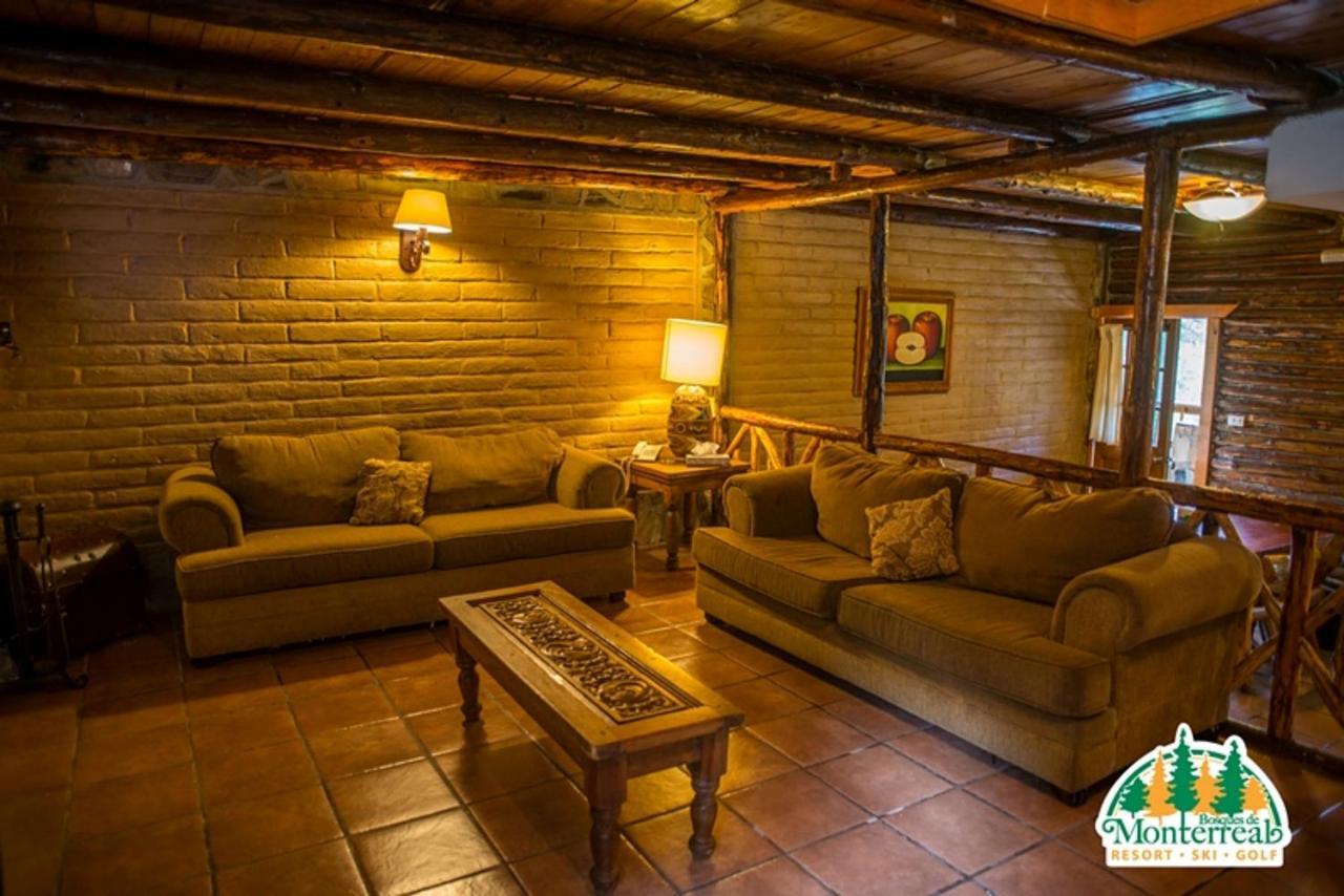 Готель Bosques De Monterreal San Antonio de las Alazanas Екстер'єр фото