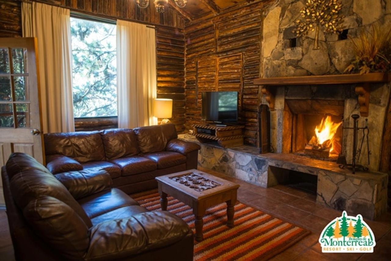 Готель Bosques De Monterreal San Antonio de las Alazanas Екстер'єр фото