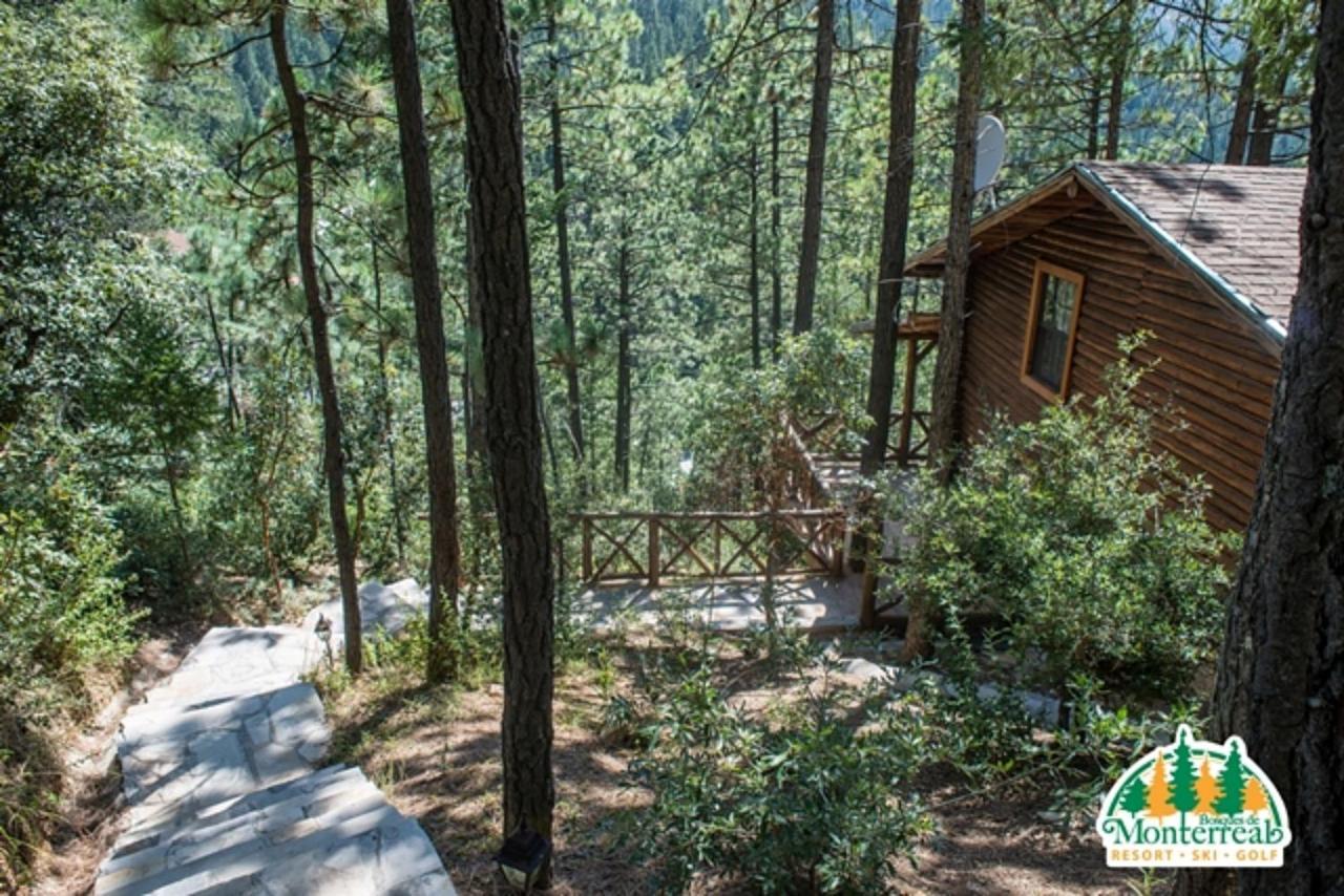 Готель Bosques De Monterreal San Antonio de las Alazanas Екстер'єр фото
