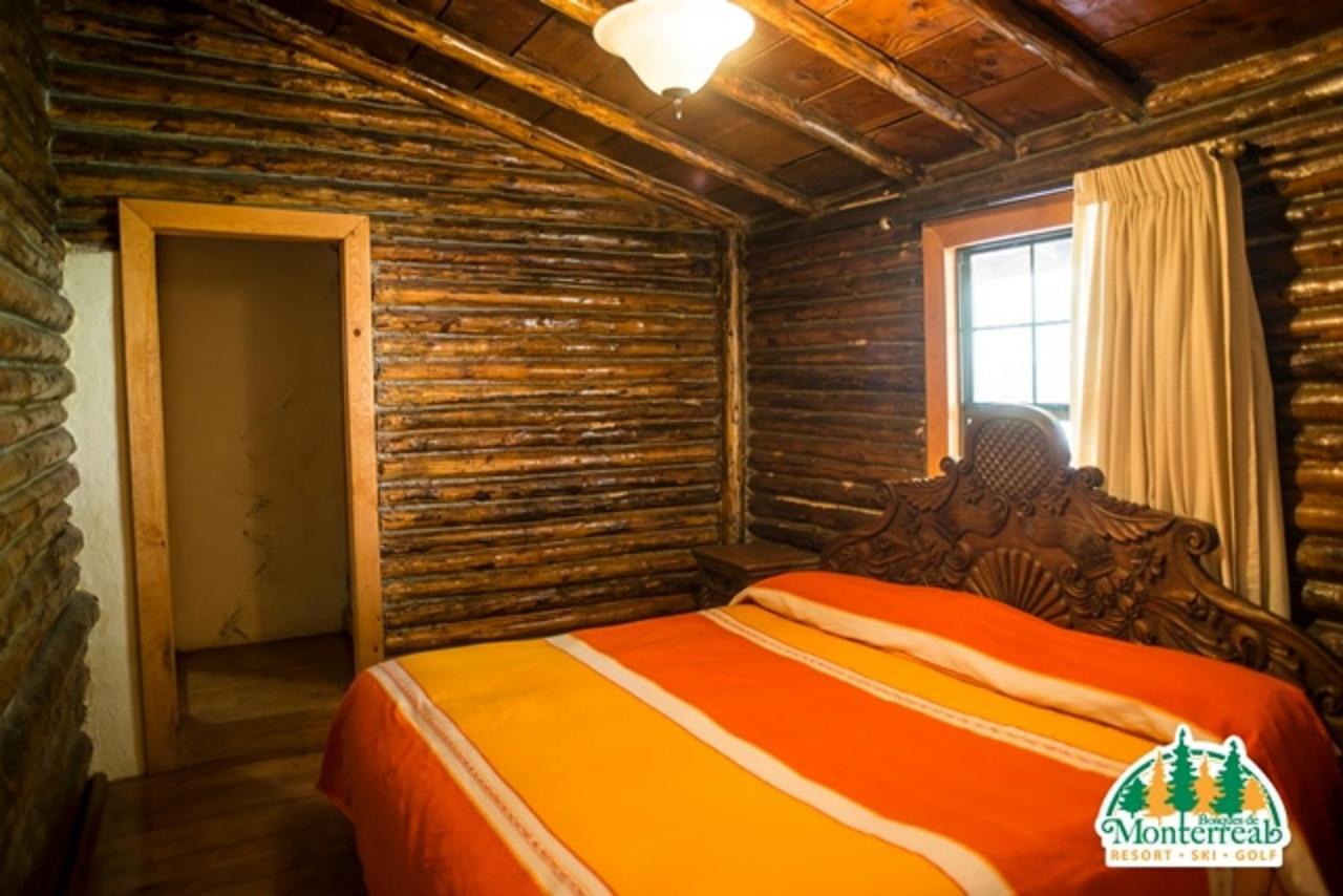 Готель Bosques De Monterreal San Antonio de las Alazanas Екстер'єр фото