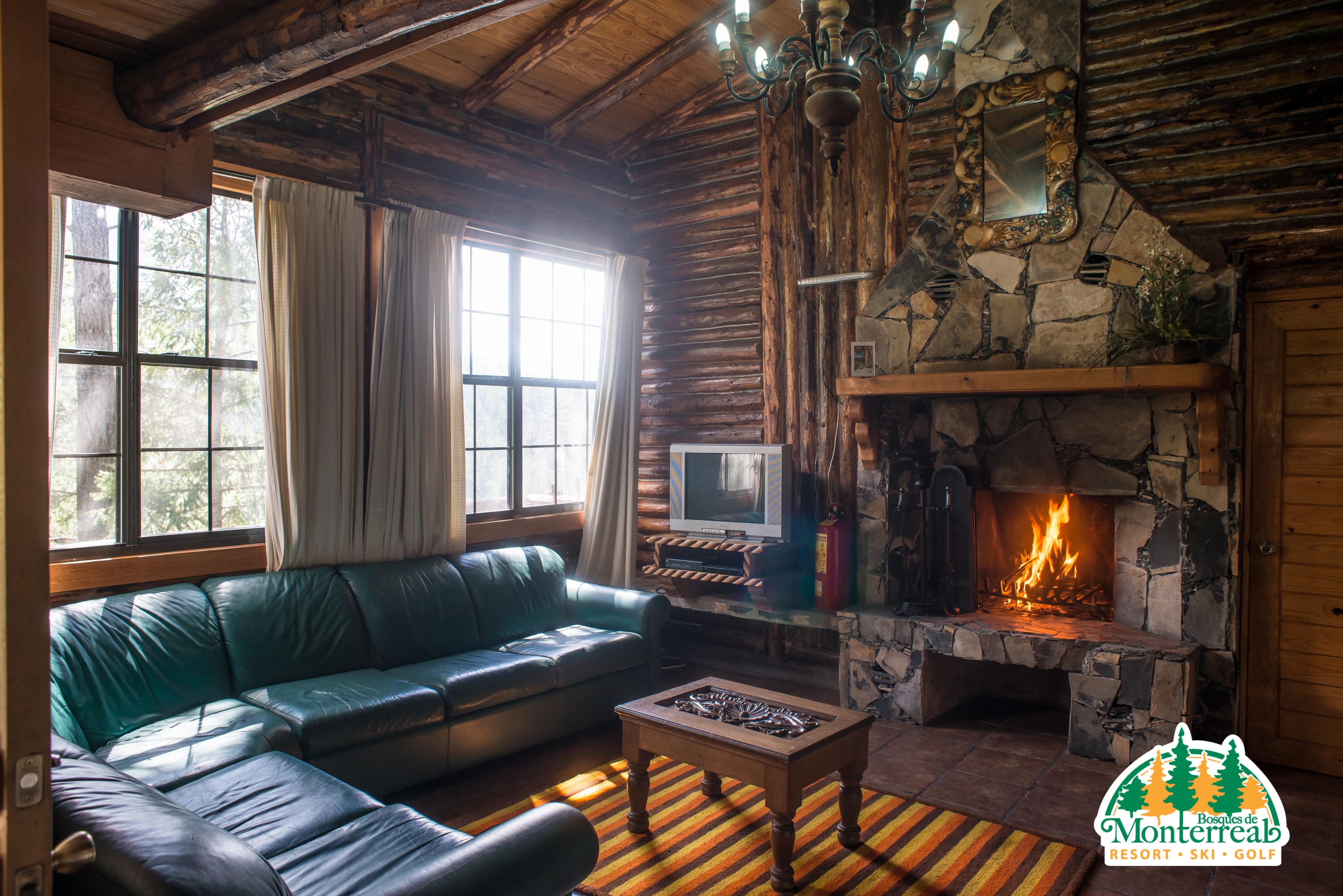 Готель Bosques De Monterreal San Antonio de las Alazanas Екстер'єр фото